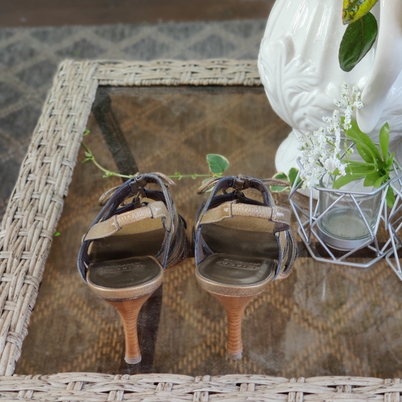 Circa Joan & David Brown Tie Slingbacks Size 7.5M - Picture 4 of 6